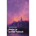 Nebe je pořád fialové