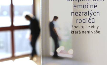 Dospělé děti emočně nezralých rodičů