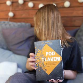 Porozumět stresu a úzkosti, především o tom je kniha Pod tlakem